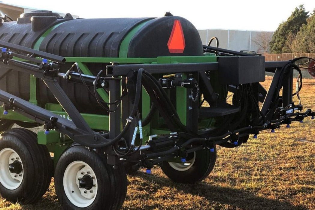 LCM Ag 600 Series Pull Type Sprayer - Graneer