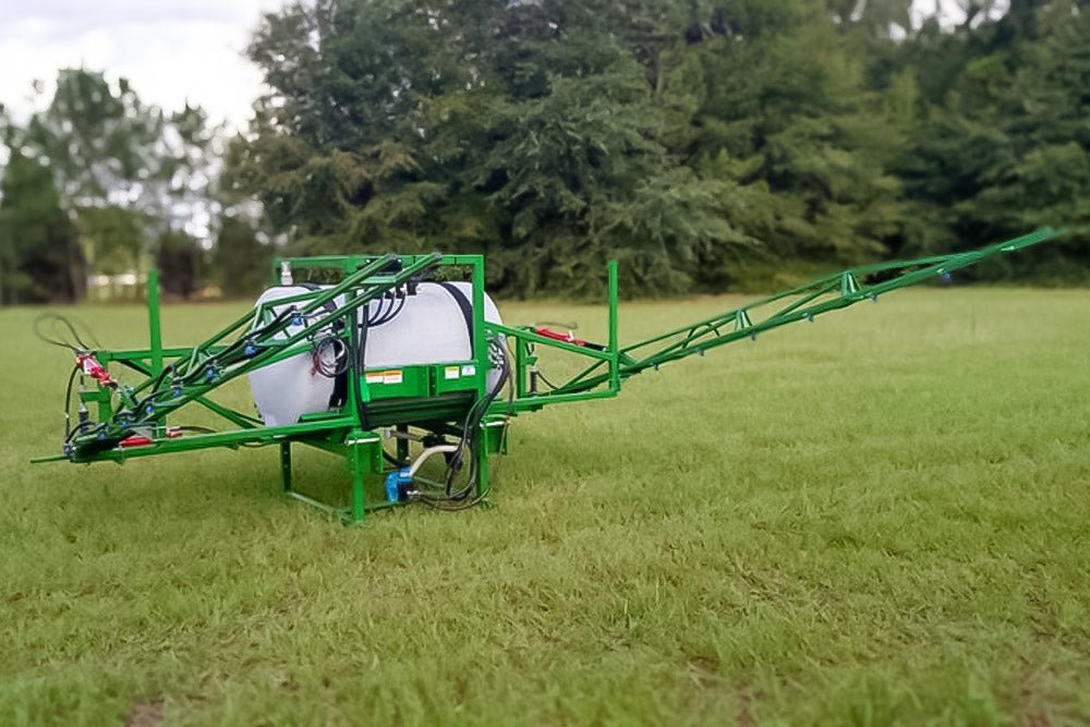 LMC Ag 300 Series Boom / Boomless 3 Point Hitch Sprayer - Graneer