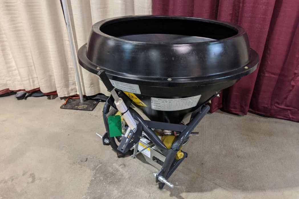 LMC Ag IJS Series 3 Point Poly Spreader - Graneer